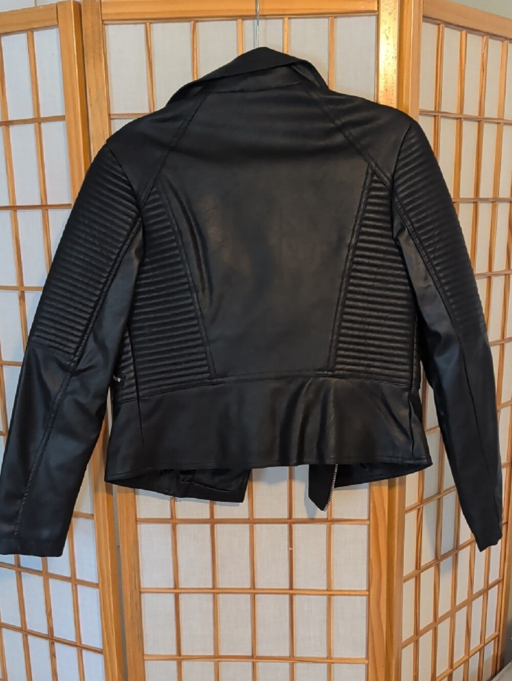 Max Studio Black Quilted Moto Faux Leather Jacket - Picture 4 of 5